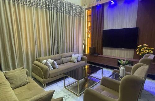 Mampong Casa | KUMASI's SECRET II