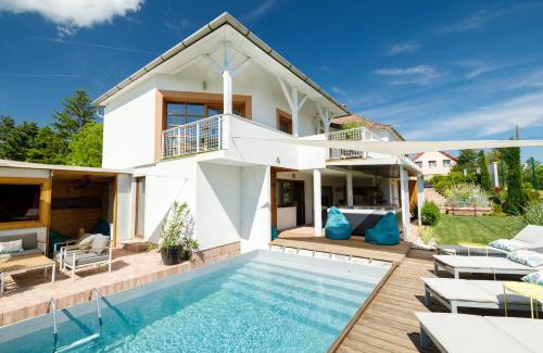 Csopak Villa | KUMBHAKA Villa