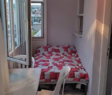 Buyukcekmece Apartamento | Kumburgaz Sahilde, Sitede, Konforlu, Manzaralı ve Klimalı Daire