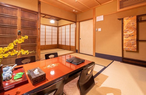 Gion Villa | Kumo Machiya Gion estadía es como un paso atrás en el tiempo la casa