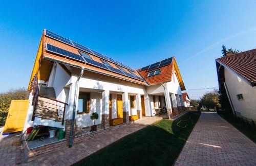 Vertesboglar Casa | Kun Pista Vendégház III