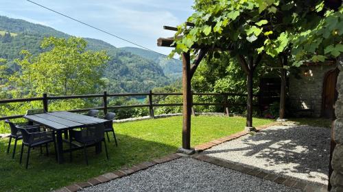 Tolmin Casa | Kuninez, Holiday Home With Summer Kitchen
