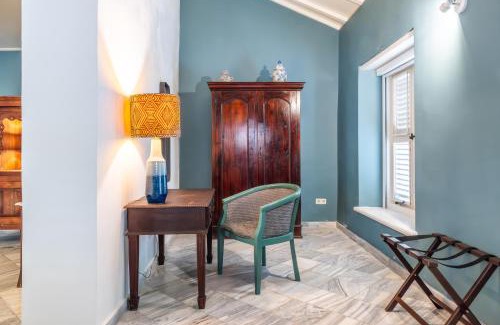 Otrobanda Hotel | Kura Botanica Hotel