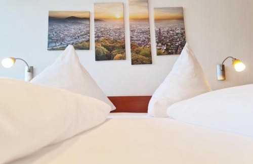 Schluchsee Apartamento | Kurhotel Schluchsee App 1103 - das mit der Kuckucksuhr, mit Indoorpool, Hochschwarzwaldkarte, Schluchsee