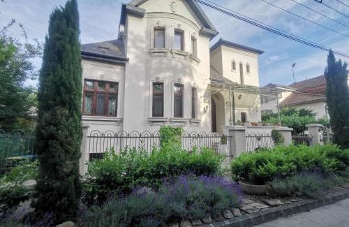 15th District Apartamento | Kúria Apartman Budapest with free parking