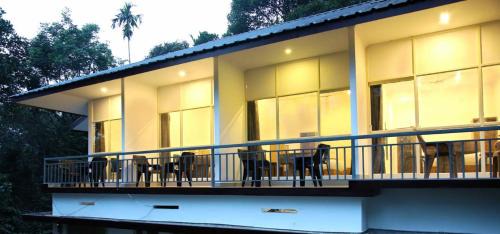 Udumbanchola Casa | Kurinjiyil plantation stay