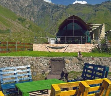 Stepantsminda Chalet De Esquí | Kuro Glamping