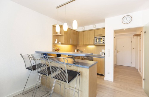 Doese Apartamento | Kurpark Residenz App.143 - 47m² vacation apartment in Döse with swimming pool and sauna