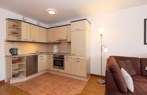 Doese Apartamento | Kurpark Residenz App.141 - 50m² vacation apartment in Döse with swimming pool and sauna
