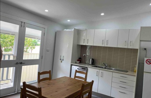 Kurri Kurri Casa | Kurri Kurri Country Cottage close to shops and freeway