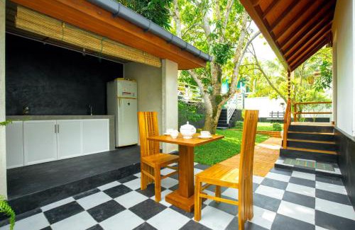 Ahangama Cama Y Desayuno | Kurumba Luxury Cabin