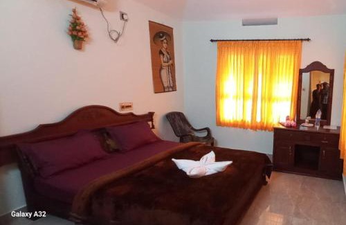 Kaimane Cabina | Kuruva Castle Cottages - Experience Nature & Wildlife