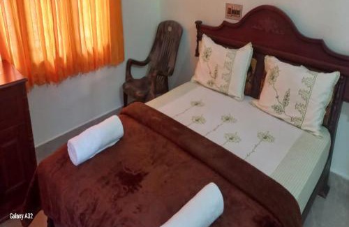 Kaimane Cabina | Kuruva Castle Cottages - Experience Nature & Wildlife