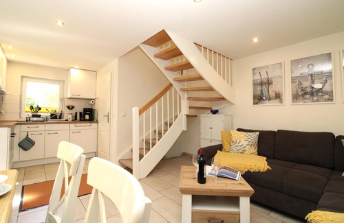 Kroepelin Casa | Küstenidyll Horst: cozy vacation home with 3 rooms, terrace and garden