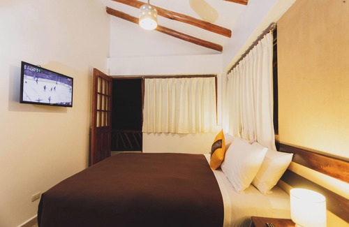 Urubamba Cabina | Kutimuy Lodge