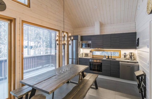 Akaslompolo Casa | Kuuraparta a by Interhome