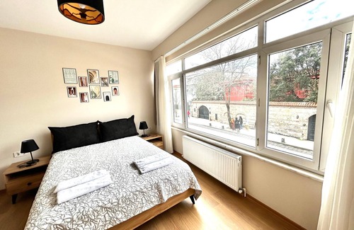 Uskudar Casa | Kuzguncuk View