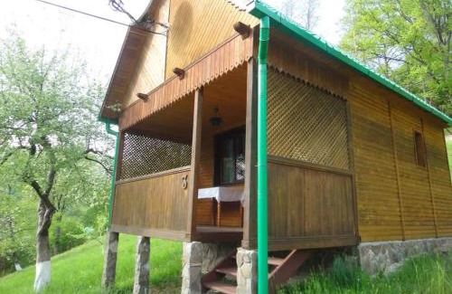Kobyletska Polyana Cabina | Kvasnyi