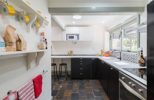 Crafers West Casa | KW Hacienda: Where Mexico meets the Adelaide Hills
