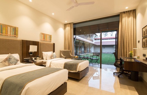 Maharana Pratap Nagar Hotel | Kwality's Motel Shiraz