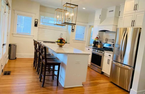 Cherokee Triangle Casa | KY DERBY @The Cherokee Charmer! ….5 Miles from Churchill Downs !!!