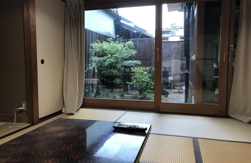 Kita Ward Casa | Saborea el sabor de Kioto con todo tu cuerpo en una posada Kyomachiya donde puedes disfrutar de samurai y cocina de Kioto