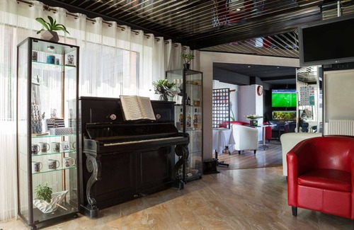 Vezin-le-Coquet Hotel | Kyriad Direct Rennes Ouest