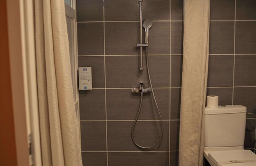 Costieres Hotel | Kyriad Nimes Ouest