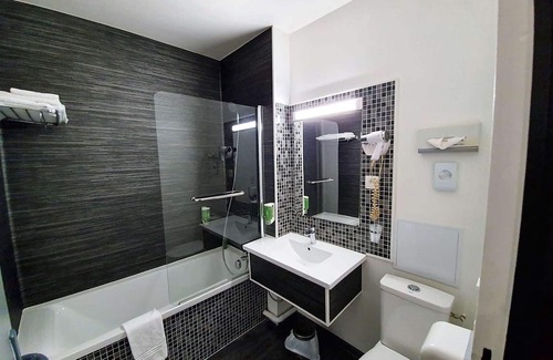 Saint-Fargeau-Ponthierry Hotel | Kyriad Saint Fargeau Ponthierry Apollonia