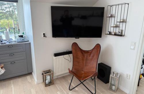 Farjestaden Apartamento | Lägenhet ovanför stall