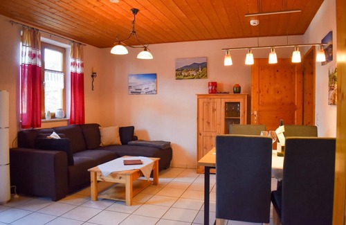 Schwarzenbach Apartamento | Apartamento rural moderno en una zona panorámica tranquila.