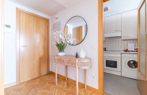 Prosperidad Apartamento | Cómodo apartamento con piscina y parking