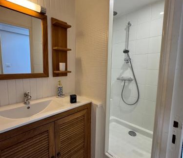 Madeleine-Champ de Mars Apartamento | L'Échappée - Wi-Fi, TV, Ultra Central, Cozy
