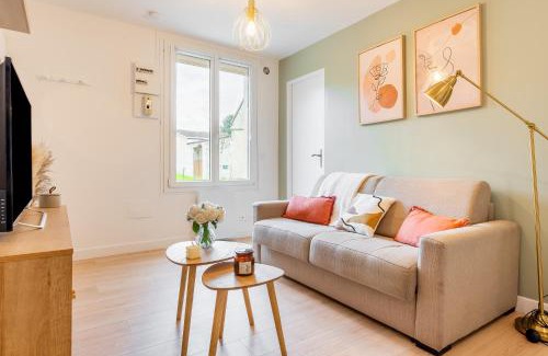 Clermont Apartamento | L'écrin des Bois - Proche aéroport Beauvais, Chantilly, forêt de Hez-Froidmont, parking public gratuit, Wifi & Netflix