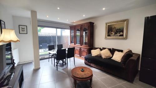 Romainville Apartamento | L'Écrin Parisien - Proche Métro -Direct Paris - 4 personnes