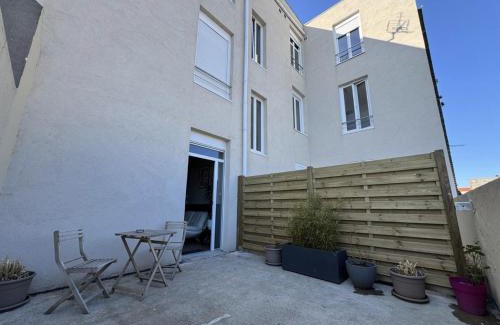 Boulogne-sur-Mer Apartamento | L'Écrin Vert - rez de chaussé - idéalement situé - terrasse