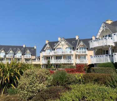 Fouesnant Apartamento | L'émeraude avec piscine et plage