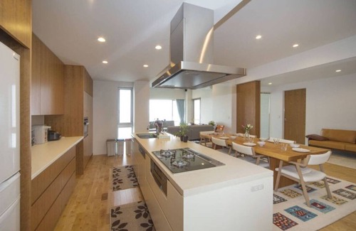 Nakadomari Casa | L 500㎡ Seaveiw 10M PISCINA 4 suites, 5 baños completos 1F y 2F
