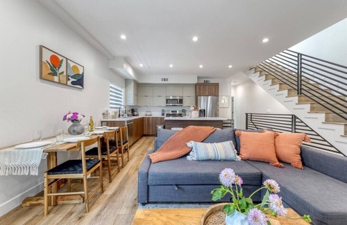Sherman Oaks Apartamento | L.A Haven Spacious Townhome