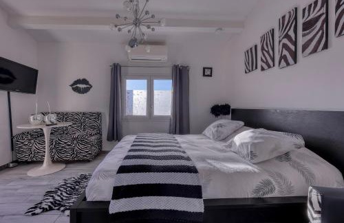 Roquefort-la-Bedoule Apartamento | L’Abri des Regards - Piscine et jacuzzi