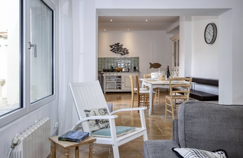 La Ciotat Chalet De Esquí | L’adré. Grande maison de ville à deux pas du port