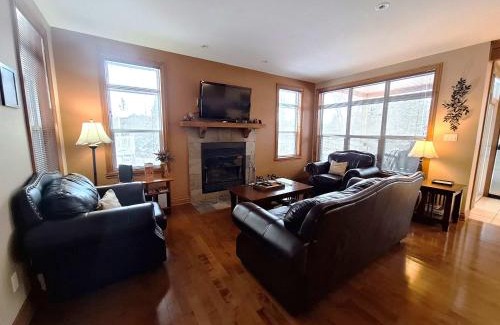 Mont-Tremblant Chalet De Esquí | L'Aiglon - Nature Golf and Relaxation in Mont-Tremblant