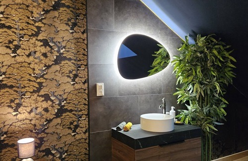 Bouillon Casa | L'alcôve de Ide, Chambre de Luxe de 68m²