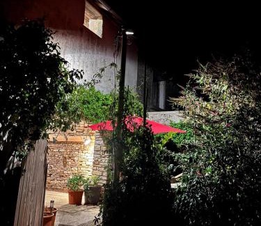 Sacquenay Casa | L'Alcôve, maison d'artistes