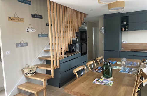 L'Epine Casa | L'Amorel family home
