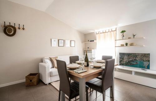 Desenzano del Garda Apartamento | L'Angelica Holiday Home