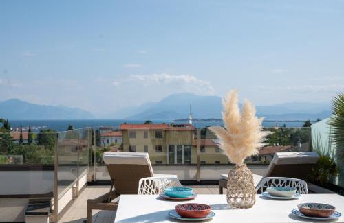 Rivoltella Apartamento | L'Angelica Loft Apartment Lake View - Desenzano del Garda