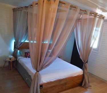 Petite-ÃŽle Casa | l'Antre-Temps, maison atypique