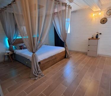 Petite-ÃŽle Casa | l'Antre-Temps, maison atypique