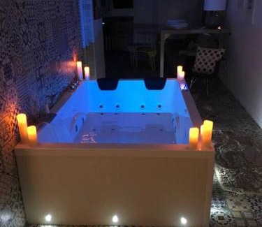 Soucelles Apartamento | L’Appar(T) du Grand Bois - Jacuzzi -